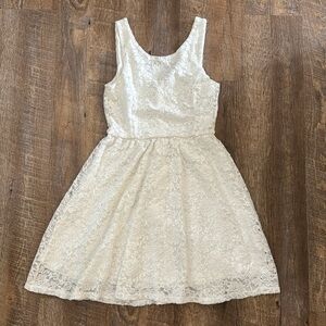 white lace dress
